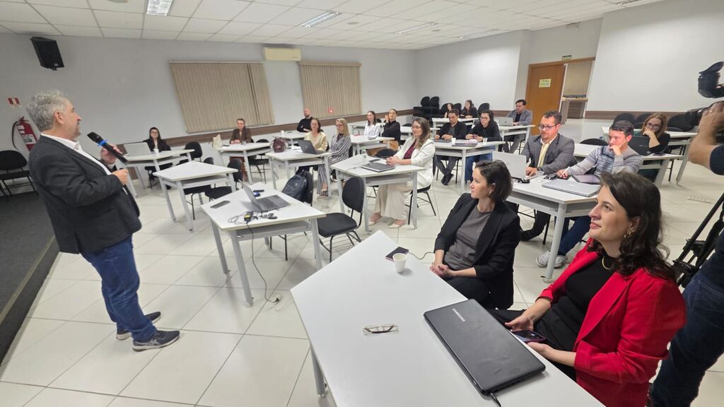Paulo Horácio, advogado especialista em inovação e membro relator de comissões da OAB-PR, destacou que a tecnologia já é uma realidade irreversível no setor jurídico